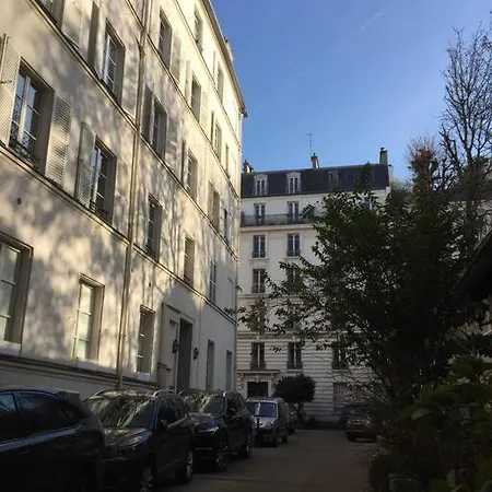 Cosy Pres Du Pantheon Apartment
